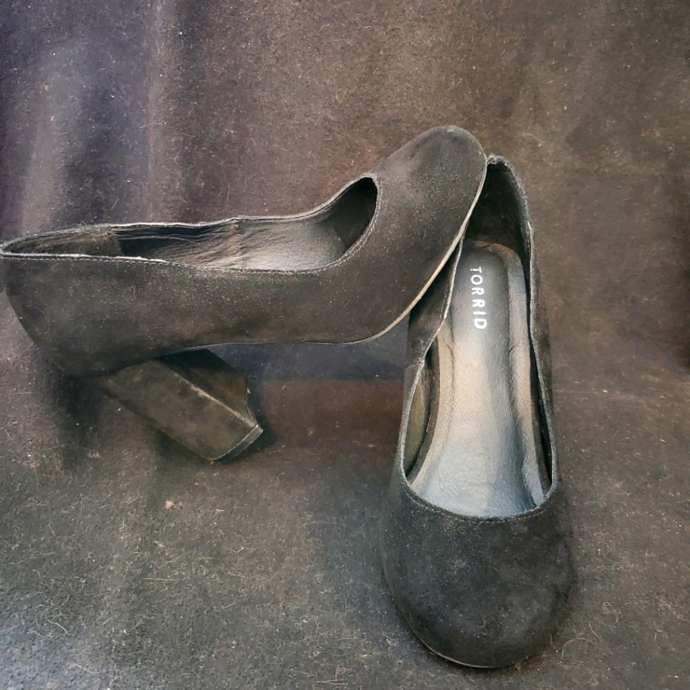 Round Toe Thick Heels